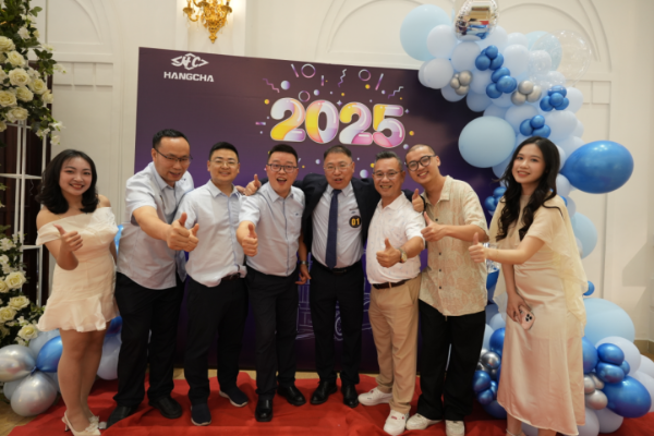 扬帆东南亚，，，，奋进正当时：放牛娃玩具越南首届年会隆重召开